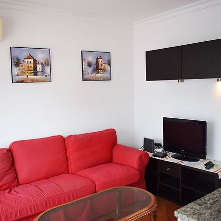 Carabeo 48 Apartment เนร์คา ภายนอก รูปภาพ
